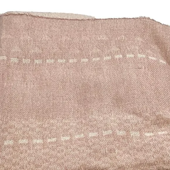Gentle Fawn Light Pink Soft Wrap Fringed Layering Blanket Scarf Size M/L NWT - Picture 5 of 8